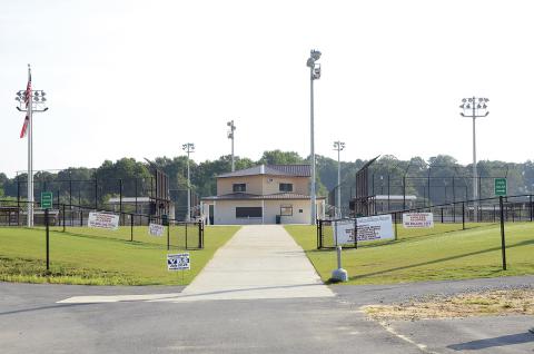 The Haleyville Sports Complex is located off Dime Road and 33rd Street.  You can also access it by Ninth Avenue.